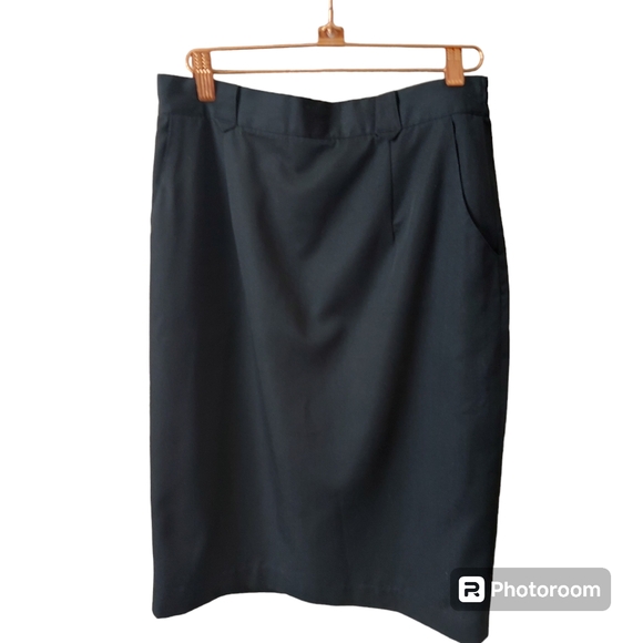 Cassidy Dresses & Skirts - Cassidy K.L. Black Retro 80's Pencil Skirt Size 11 Work Vixen Career wear Office